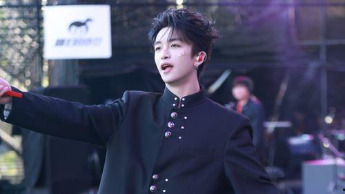 黄子弘凡前女友爆料视频,揭秘昔日恋情内幕  第3张